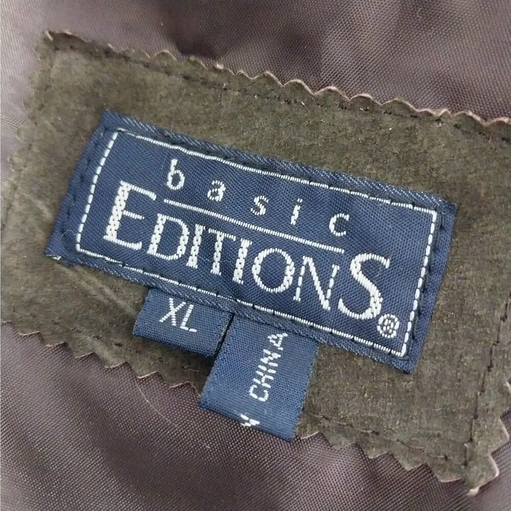 Basic Editions measurements chest